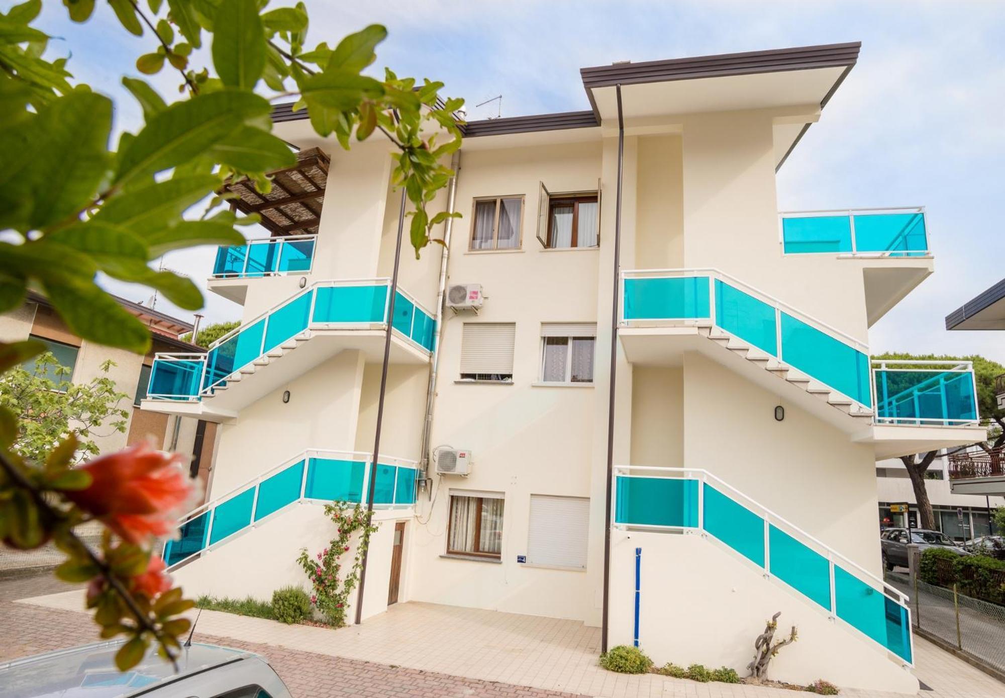 Bilocali Casa De Lazzari - Piazza Brescia - Adria Holiday Jesolo - Family Apartments Lido di Jesolo Exterior foto